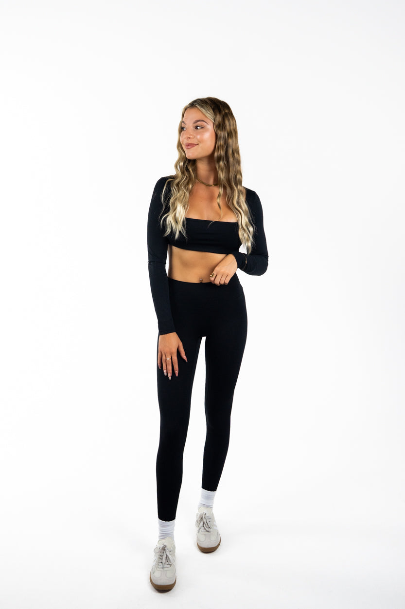 Studio Essential Long Sleeve Top - Noir